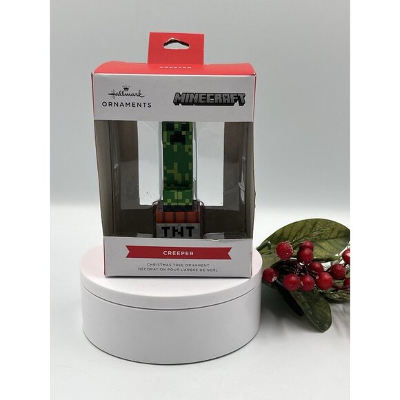 2023 Hallmark Ornament Tree Minecraft Green Creeper On TNT Video Game SEE - Picture 1 of 16